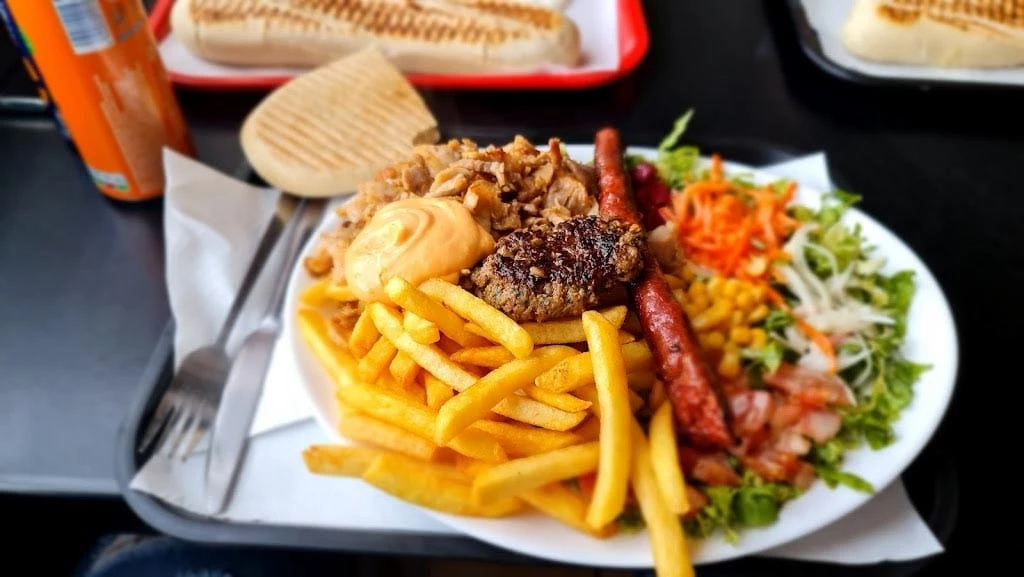 Classique ( 1 viande au choix )